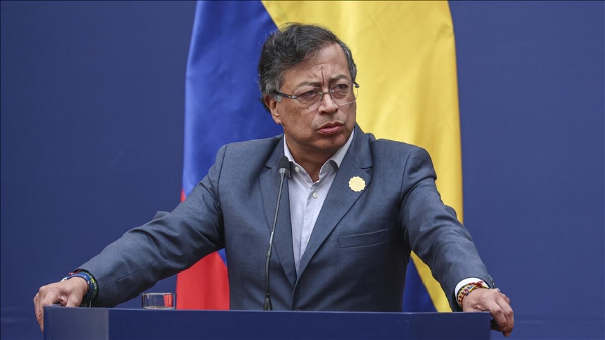 Bir ayol eriga sovga berib, travesti olib keldi