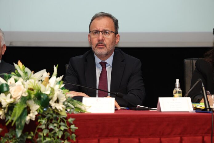 9ab7258a-b7b8-449b-9225-b14d7830a3ee